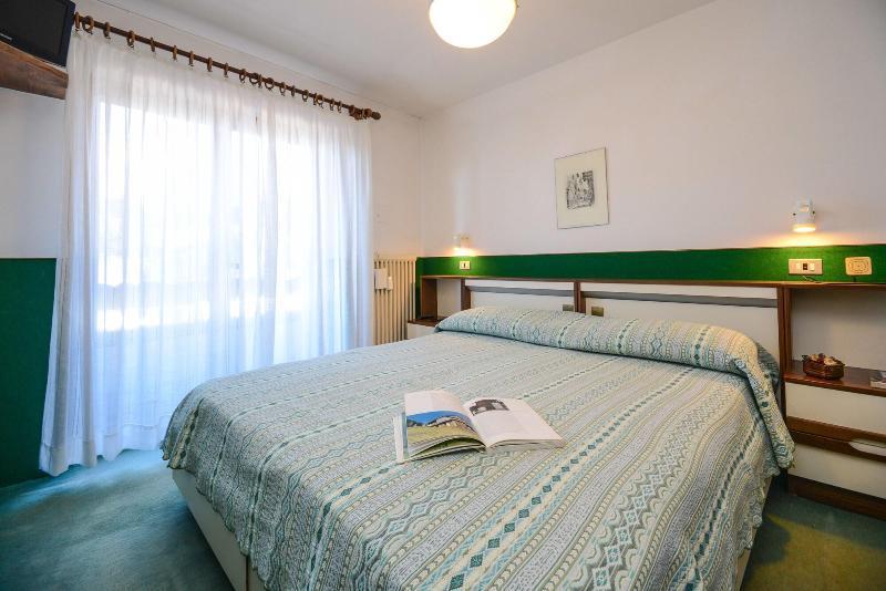 Hotel Splendor Фолгарида Екстериор снимка
