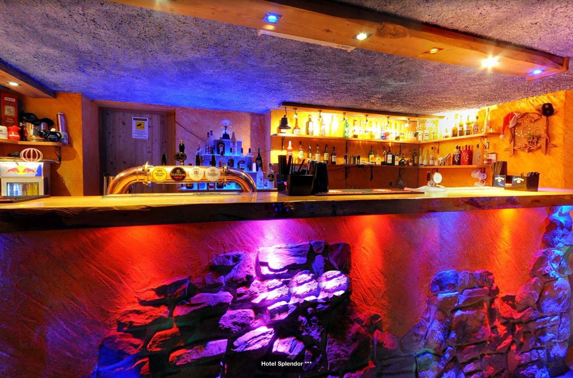 Hotel Splendor Фолгарида Екстериор снимка