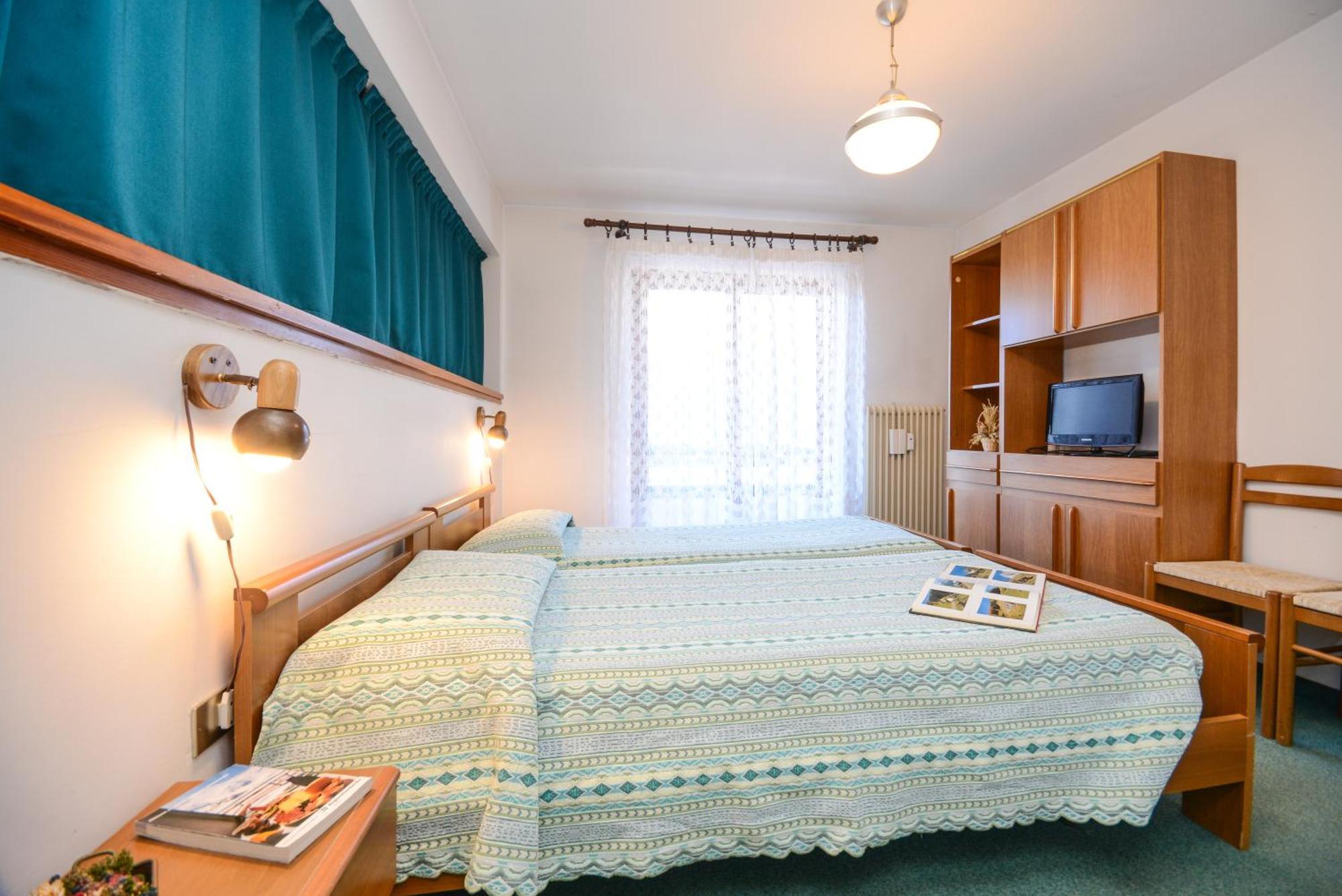 Hotel Splendor Фолгарида Екстериор снимка