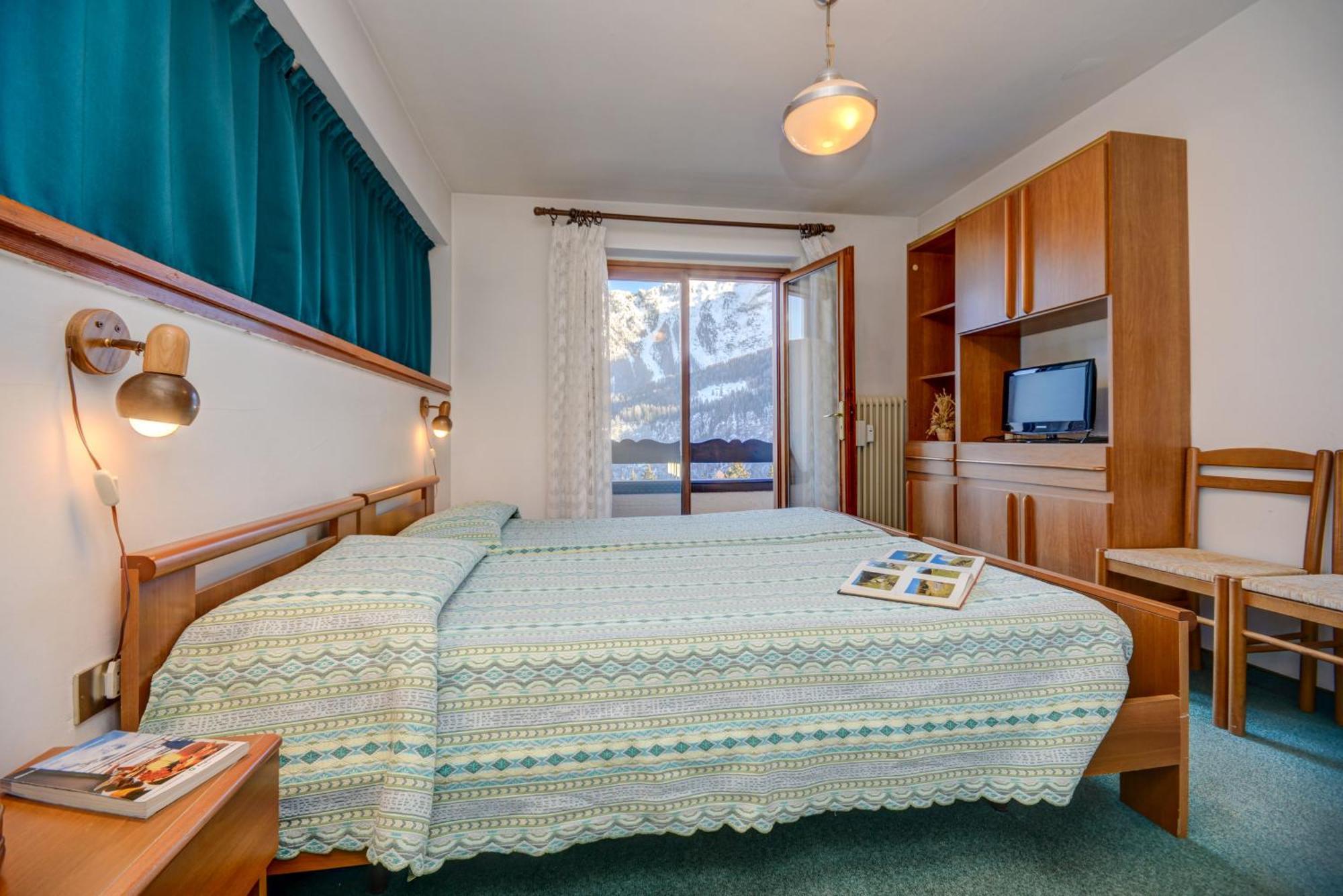 Hotel Splendor Фолгарида Екстериор снимка