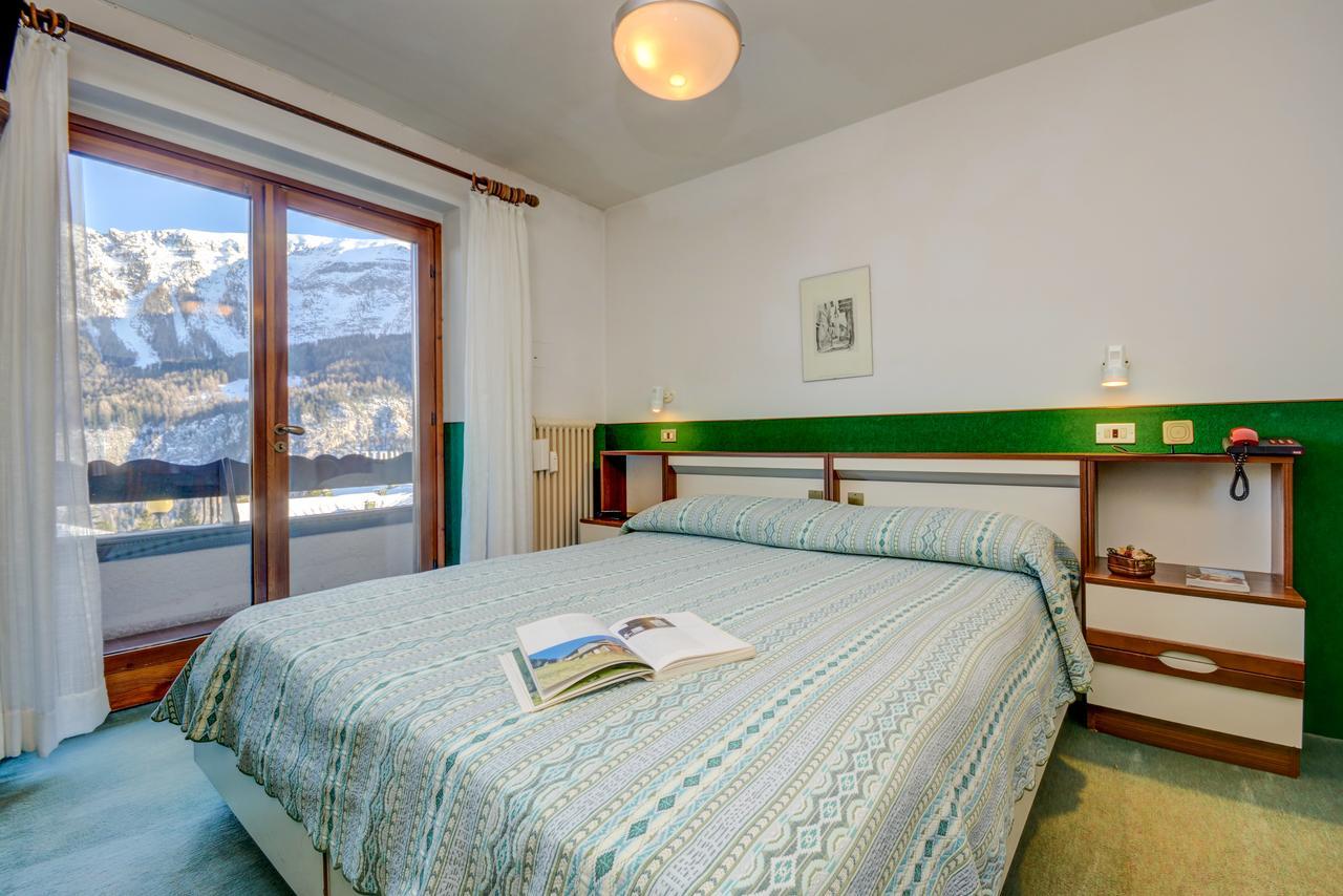 Hotel Splendor Фолгарида Екстериор снимка